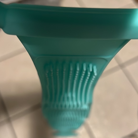 Silicone Back Scrubber For Shower Easy cleaning
Awaken the vitality of the skin. - Picture 6 of 13